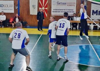 Ветерани од Србија, Бугарија и Македонија, пријатели на струмичките одбојкари ветерани го одржаа традиционалниот меѓународен турнир
