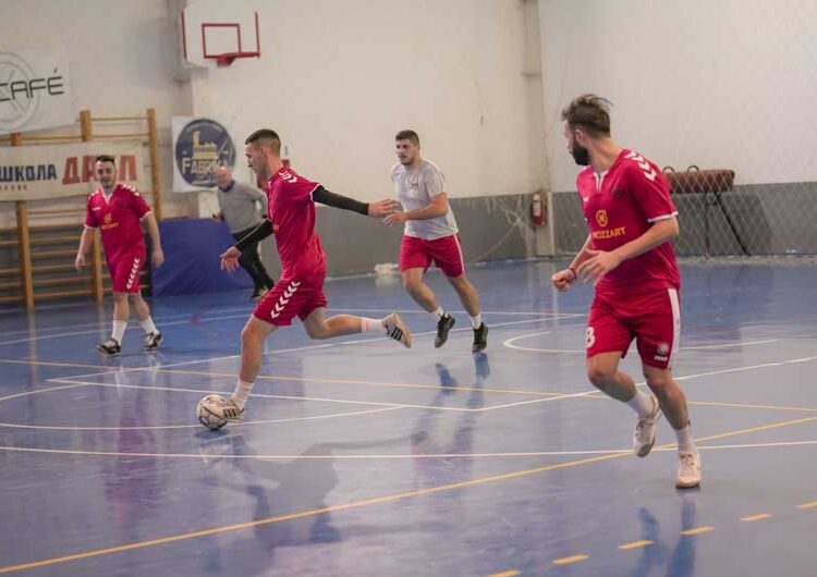 Екипата „Баламов компани“ е победник на Новогодишно-Божиќниот турнир во Куклиш