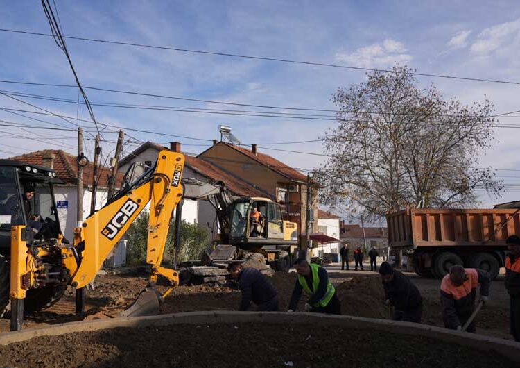 Градоначалникот Костадинов на увид на градежните активности долж поројот „Крушевска Република“