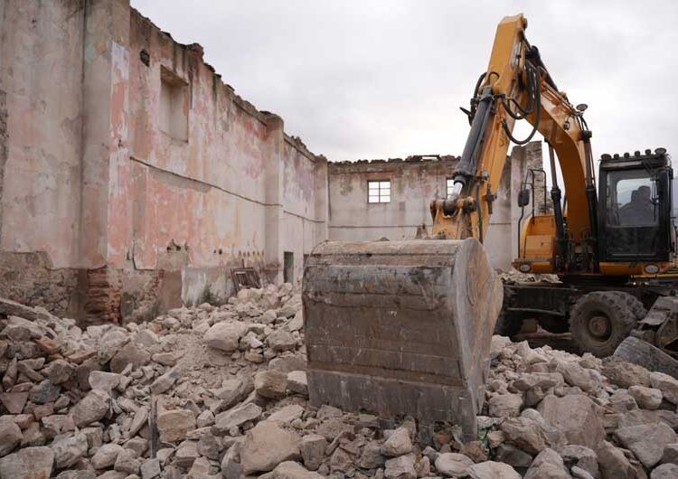 По 9 години од опожарувањето започна изградбата на новиот Дом на културата во селото Куклиш