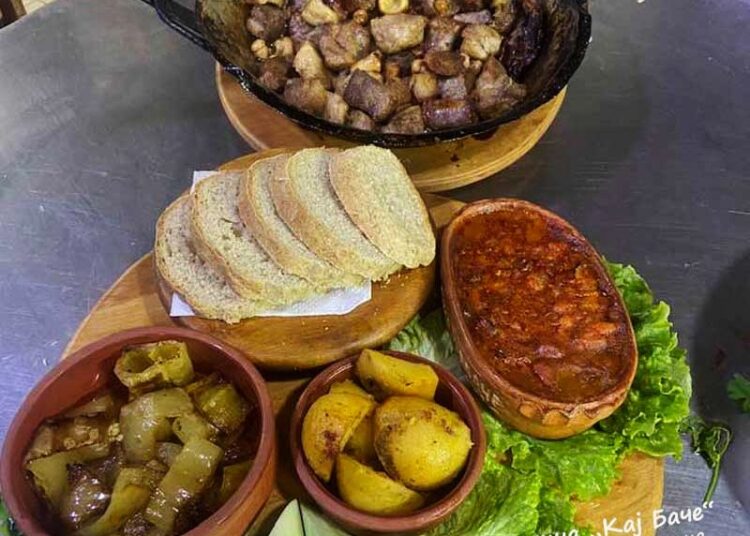 Пробајте го највкусното јадење подготвено во Гостилница „Кај Баче“