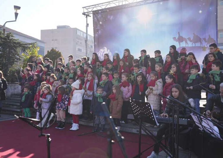 Деца од Струмица го најавија големиот христијански празник – Раѓањето Христово