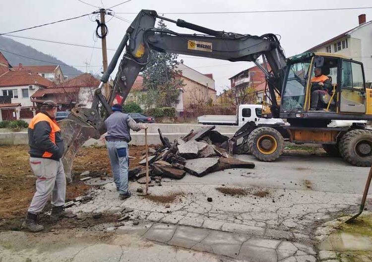 „ДИКОР ЦД“ започна да ги гради двете улици долж обновениот порој „Крушевска Република“