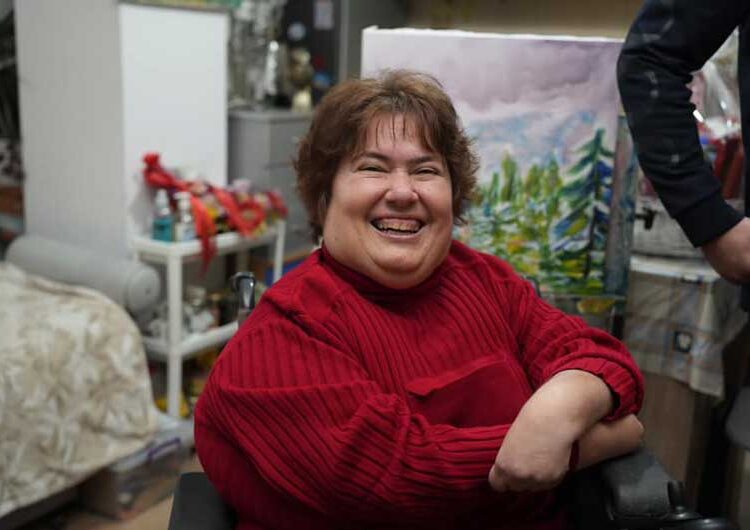 Штитениците во Банско и социјалната зграда во Струмица предновогодишно се дружеа со струмичкиот градоначалник