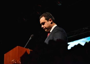 Костадинов: Ако сме луѓе, ако сме верници, да бидеме според начелата на нашата христијанска вера