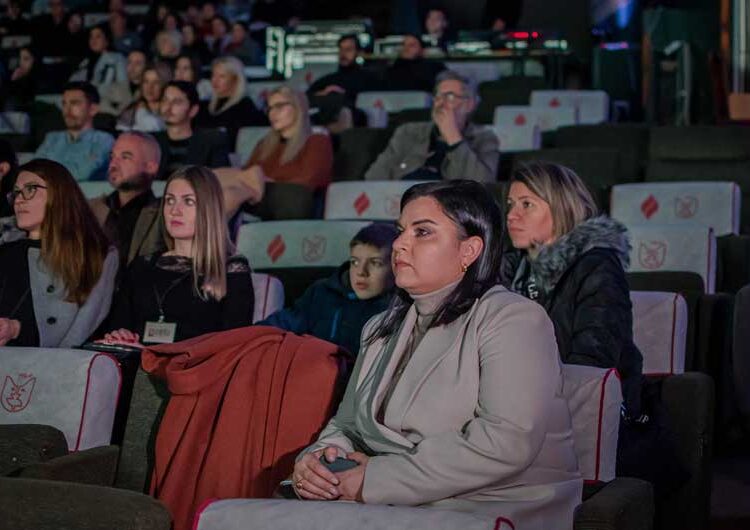 Фондација „Елеуса“ организираше трибина – За зависниците има надеж, има голем број на светли приказни кои излегле од мракот