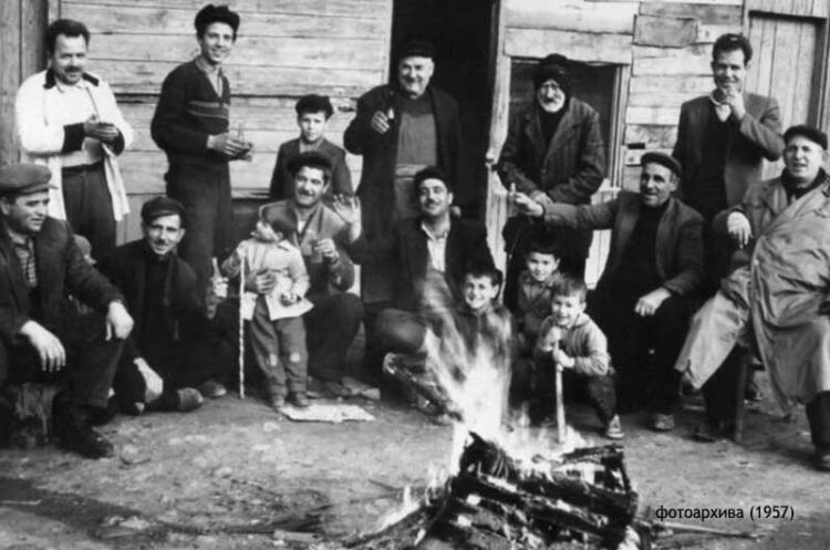 Вечерва се палат коледарски огнови, МПЦ е против начинот на кој се слави Коледе
