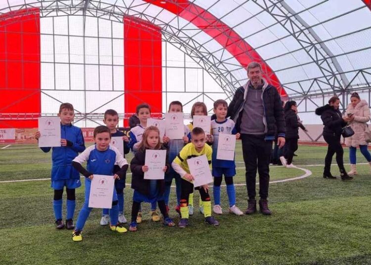 Во Струмица се одржа првиот зимски турнир „Рекреативо“ за генерација 2015-та