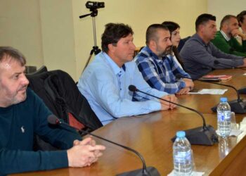 Просветните работници и бизнисмени дебатираа за унапредување на средното стручно образование во општина Струмица