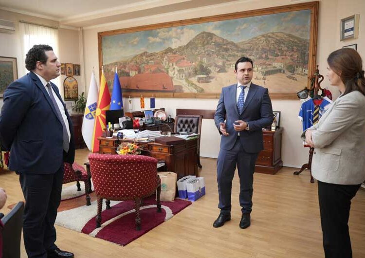 Филипиду и Костадинов ќе ја унапредуваат соработката меѓу Грчката амбасада и Општина Струмица