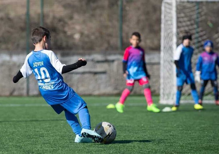 Младите фудбалери на „Академија Пандев“ го имаа првото искуство со квалитетни екипи на турнирот „Вихрен Куп 2023“ во Бугарија