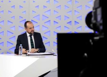 Битиќи: Минималната плата во државата во март ќе се зголеми на над 20.000 денари, а пензионерите ќе добијат покачување на пензиите