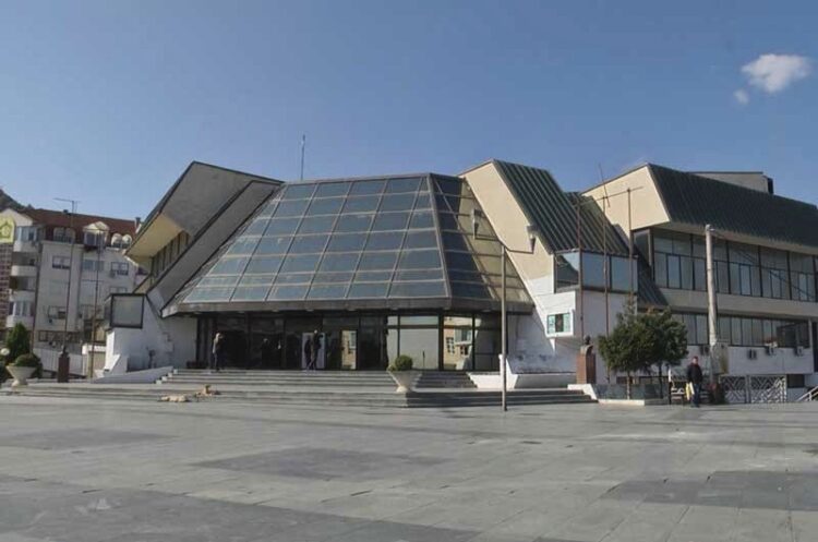 Парите од продадените билети за претставите во месец февруари Центарот за култура ќе ги донира за Турција и Сирија