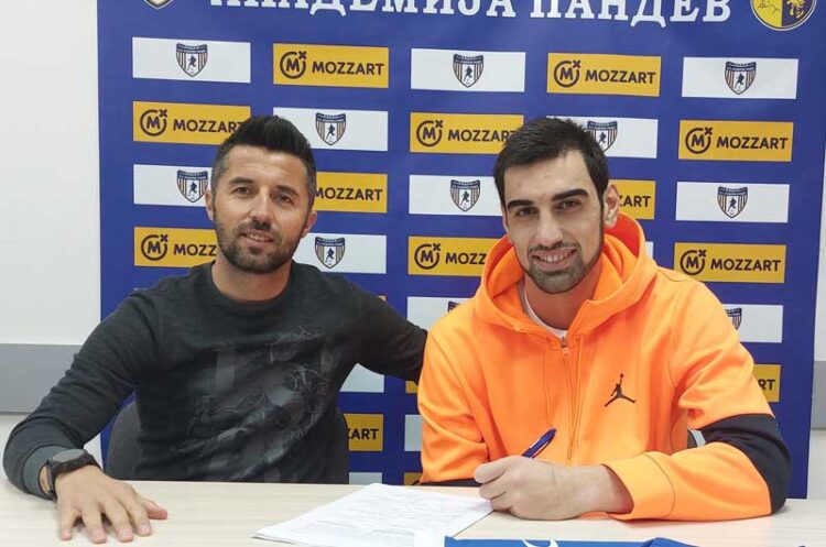 Микеил Ергемлидзе во нападот на „Академија Пандев“