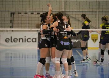 Девојките на „Наковски Волеј“ ги надиграа ривалките на нивен терен