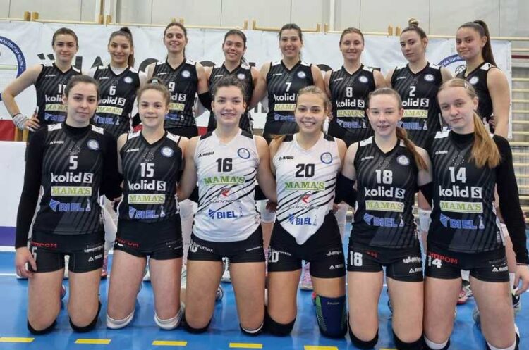 Девојките на „Наковски Волеј“ во Ф4 турнирот од Купот на Македонија по победата над „УГД Младост“ Штип