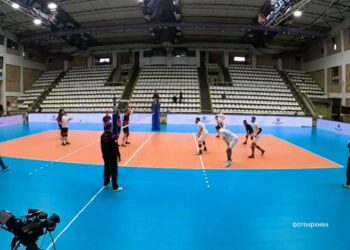 Одбојкарите на „Струмица Никоб“ го претрпеа првиот пораз, „Шкендија“ ги победија дома во Струмица