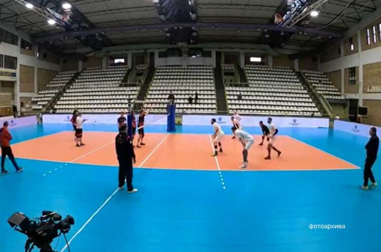 Одбојкарите на „Струмица Никоб“ го претрпеа првиот пораз, „Шкендија“ ги победија дома во Струмица