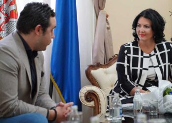 Струмичкиот градоначалник Костадинов на средба со градоначалничката на Ниш, Драга Сотировски