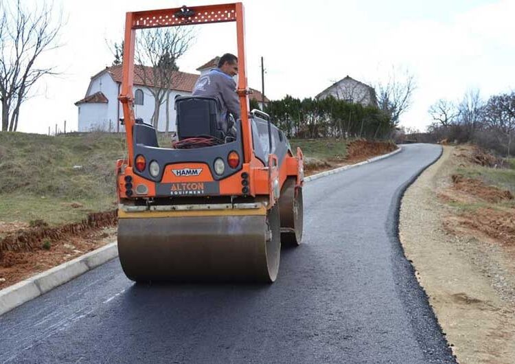 Во Радичево се асфалтира улицата кон црквата „Св. Илија“