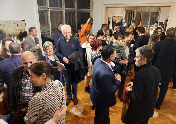 Поставена изложба на Марјан Ѕингаров во КИЦ на Македонија во Софија