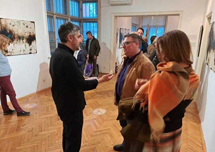 Поставена изложба на Марјан Ѕингаров во КИЦ на Македонија во Софија