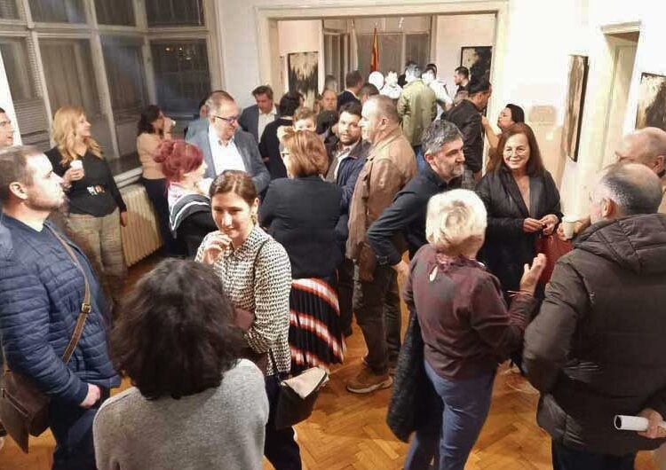 Поставена изложба на Марјан Ѕингаров во КИЦ на Македонија во Софија