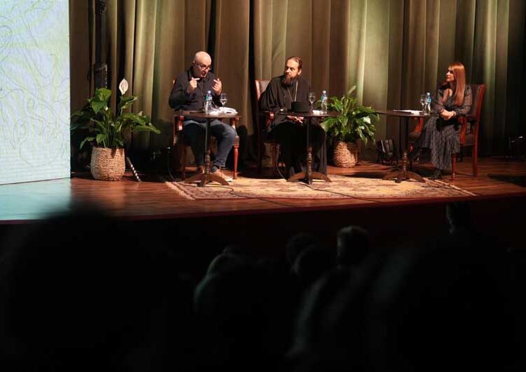 Владиката Јаков и писателот Венко Андоновски ги повикаа пратениците на претпазливост со носењето на Законот за родова еднаквост