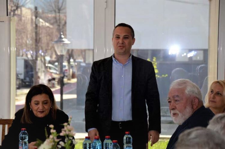 Струмичкиот СДСМ организираше средба на министерката Тренчевска и пратеничката Спасова со пензионери од Струмица