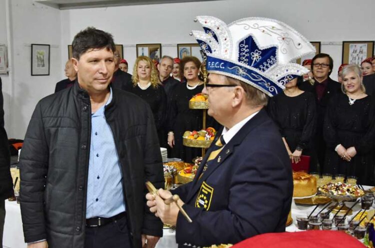 Заврши карневалот во Струмица – карневалџиите го вратија клучот од градот