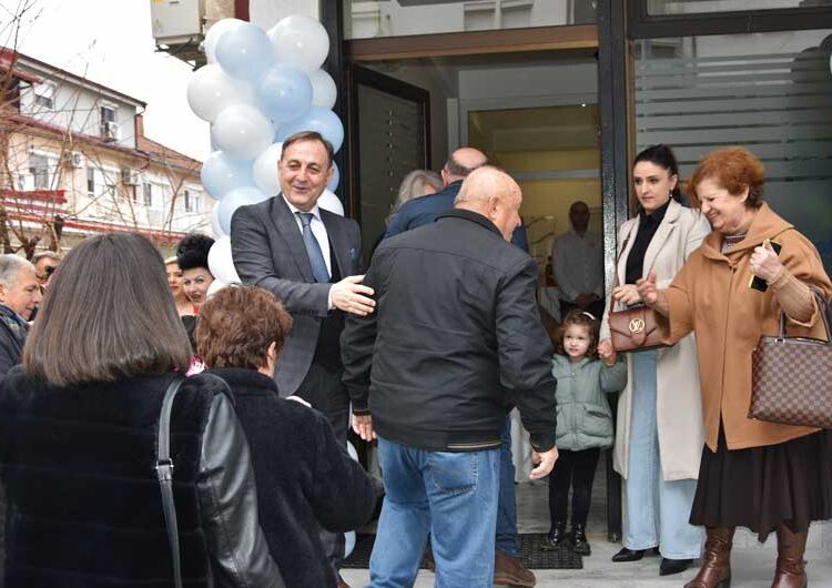 Познатиот кардиолог д-р Златко Стојменов отвори специјалистичка ординација и во Струмица