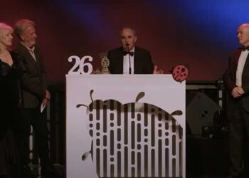 Браќата Миле и Ѓорги Барбаровски ја добија наградата за животно дело на „Златна Бубамара на популарноста“