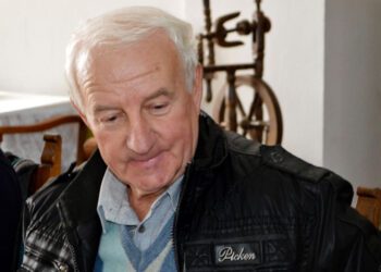 На денешен ден почина македонскиот поет и новинар од Струмица, Иван Василевски