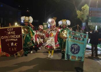 ВИДЕО: Карневалџии од Струмица настапија на Фестивалот на Мимозите во Херцег Нови