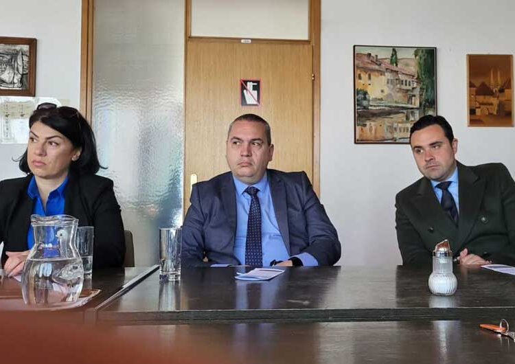 Струмица ќе собира искуства од Љубљана за градскиот транспорт, третманот на бездомните животни, но и за рециклирањето на отпадот