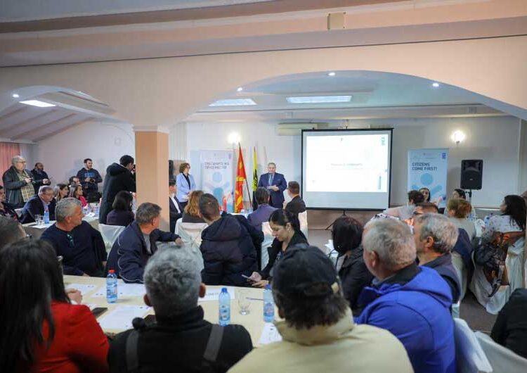 Претседателот Стево Пендаровски во посета на Ново Село, се обрати на „Форум во заедницата“