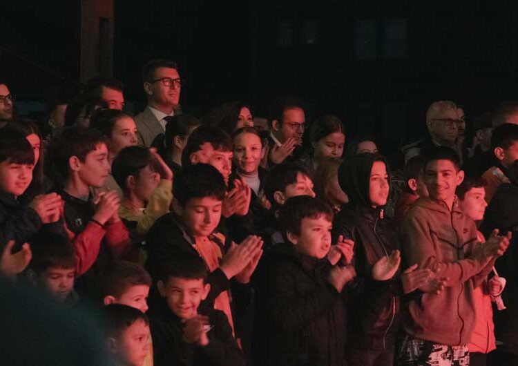 Во центарот на Ново Село по втор пат се одржа „Пролетен концерт“ – спој од музика, храна и вино