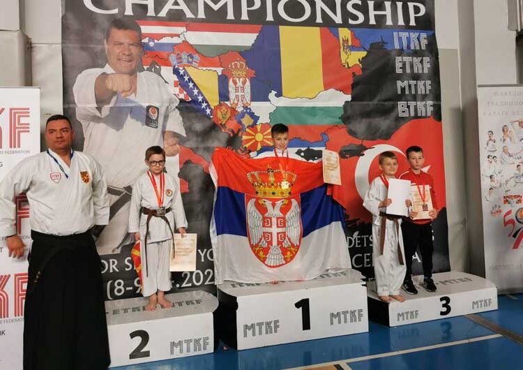 Карате клубот „Шихан“ од Струмица со златни, сребрени и бронзени медали на Балканскиот шампионат во традиционално карате