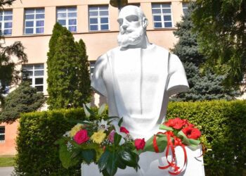 Средното општинско училиште „Јане Сандански“ во Струмица го слави својот патрон