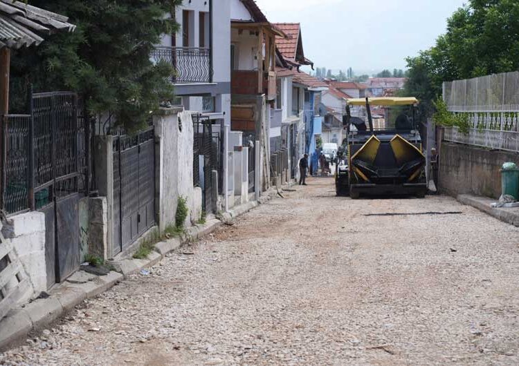 Улицата од црквата „Свети Петнаесет“ до училиштето „Никола Карев“ со нов асфалт