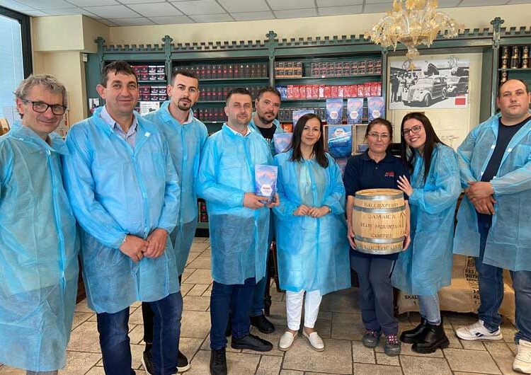 Градоначалникот на општина Василево Славе Андонов се сретна со стопанственици во Пјаченца, Италија