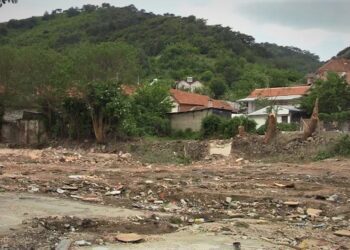 Исчистен е просторот од некогашната „маларична“ болница, теренот е подготвен за изградба на спортско игралиште и паркинг