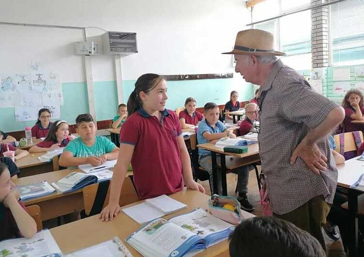 На вториот ден од „Средби под јаворите“ – книжевна трибина и средби на писателите