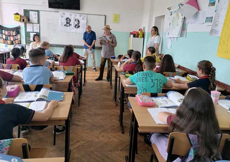 На вториот ден од „Средби под јаворите“ – книжевна трибина и средби на писателите