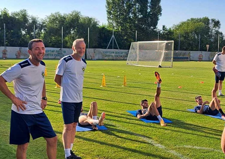 ФК „Академија Пандев Брера Струмица“ со стручен тим од Италија ги почна подготовките – Горан Пандев ги следеше на тренингот