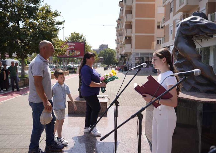 Одбележување: 22 години од убиството на македонските бранители Атанас Јанев и Кољо Китанов