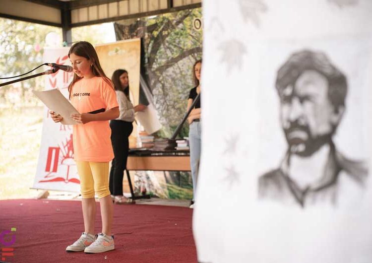 Завршија „Средбите под јаворите“ – Колешино полно со деца и писатели