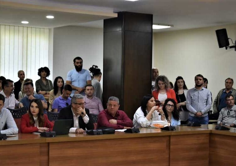 Бурно беше на јавната расправа за предлог Законот за родова еднаквост – се реагираше на една верзија, а имало нова верзија на законот