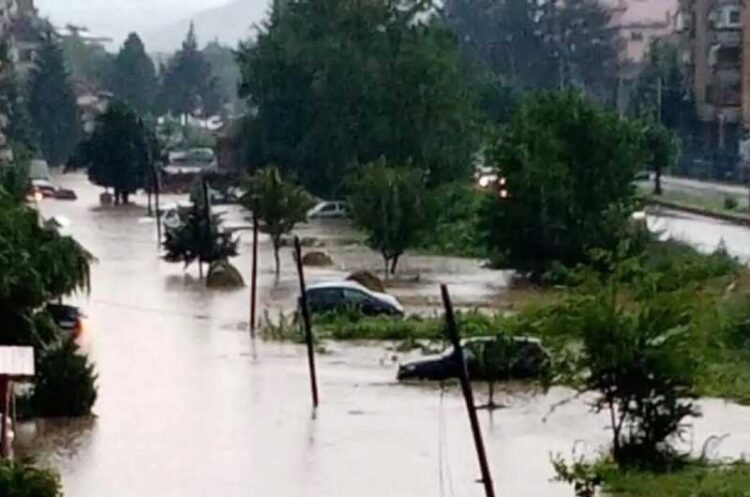 Општина Струмица ќе и додели 300.000 денари на општина Делчево за справување со последиците од невремето