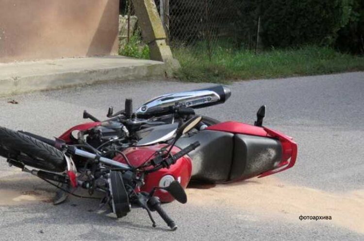 Тешко повреден 18-годишен мотоциклист во Муртино